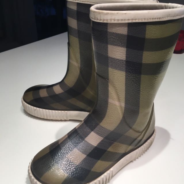 burberry rain boots kids green