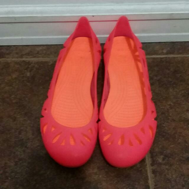 crocs jelly shoes