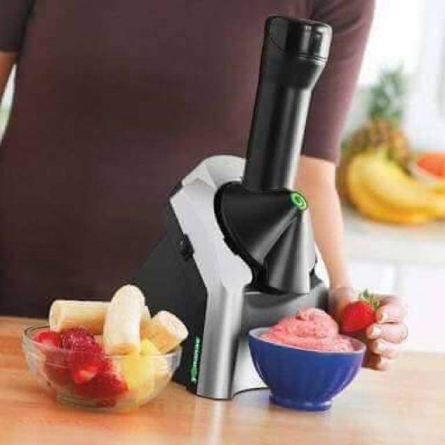 Ice Cream Maker (Category: Ice-cream Makers) located in Mandaluyong City. Submitted by shopmla (Listing ID 101298225, Image 3). Description: .