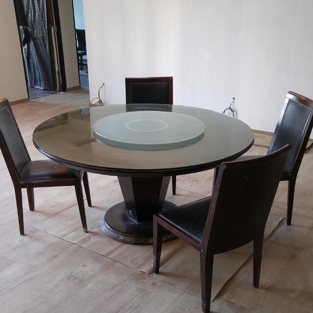 Lorenzo Wooden Body Glass Top Spinning Dining Table With 4 Chairs