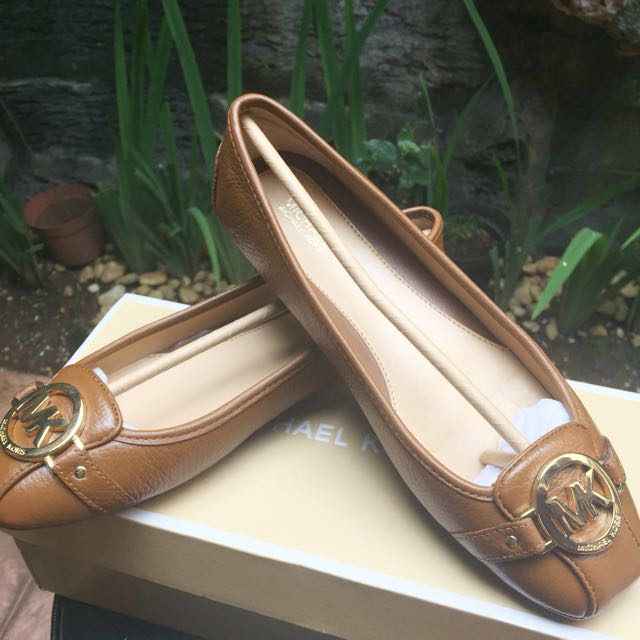 ukuran sepatu michael kors fulton