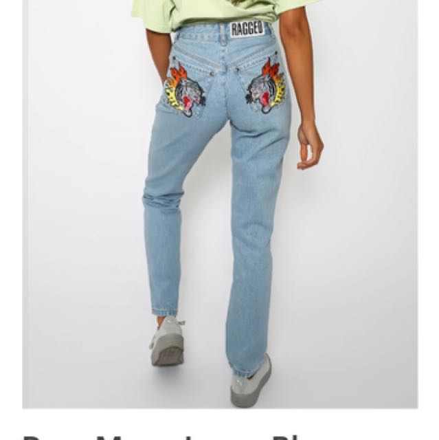 ragged priest sizing