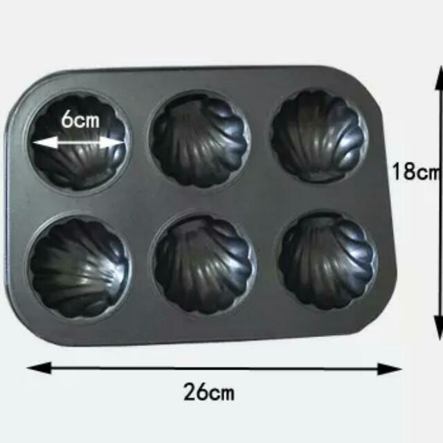 Shell Shape Baking Pan (Category: Other Kitchen Appliances) located in Singapore. Submitted by nuanua (Listing ID 101358502, Image 2). Description: .