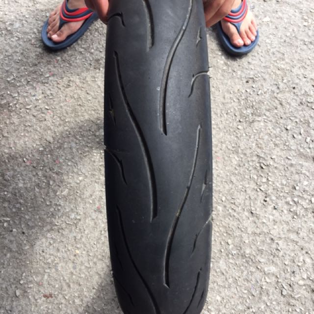Tayar Zeneos Zn62 Cornering Tyre Size 110 160 Motorbikes On Carousell