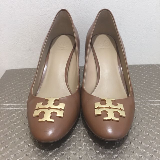 tory burch raleigh pump