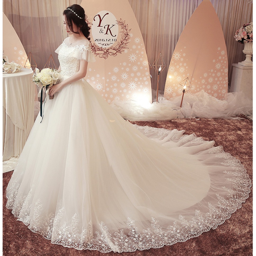 Crystal Design Haute Couture 2017 Wedding Dresses /  http://www.deerpearlflowers.com/crystal-desi… | Beautiful wedding dresses,  Wedding dresses, Wedding dresses 2017