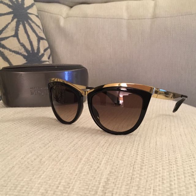 Alexander Mcqueen Cat Eye Sunglasses Black Gold Luxury