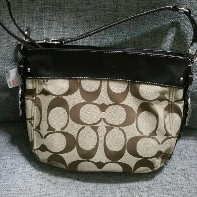 Coach medium new arrivals shoulder bag