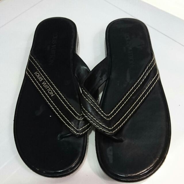 louis vuitton leather slippers