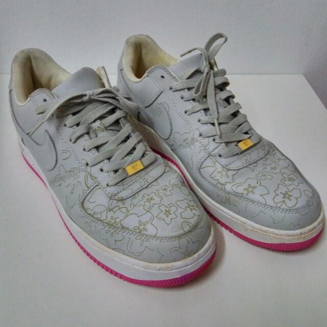 Nike air force 1 ueno sakura hotsell