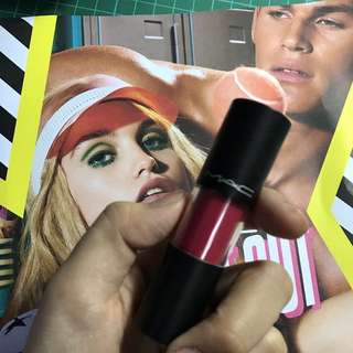 Mac 棒棒糖唇釉 It's Never Ending
