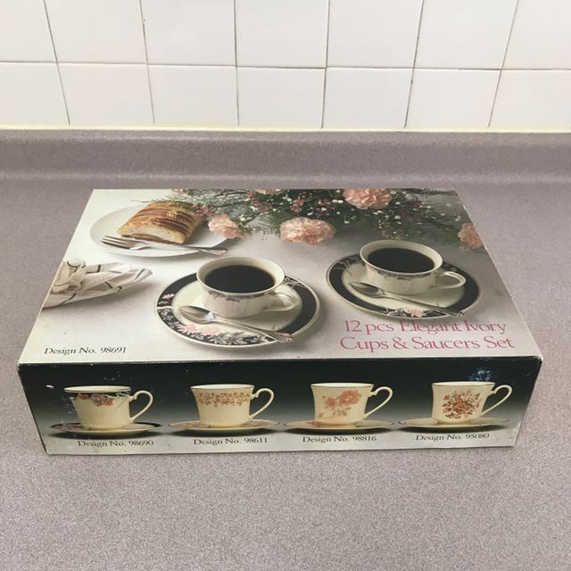 90s tea set