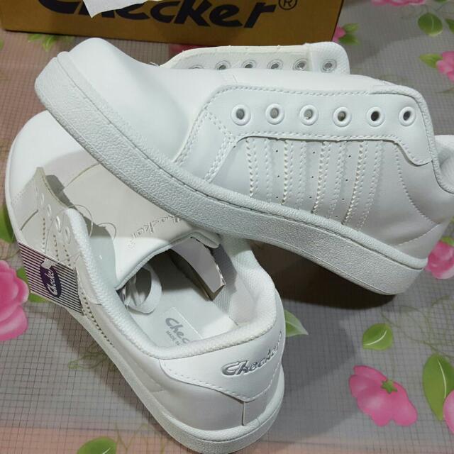 shoe size checker