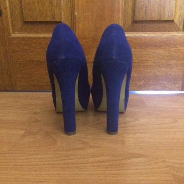 court couture heels