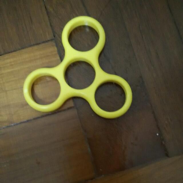 fidget spinner body