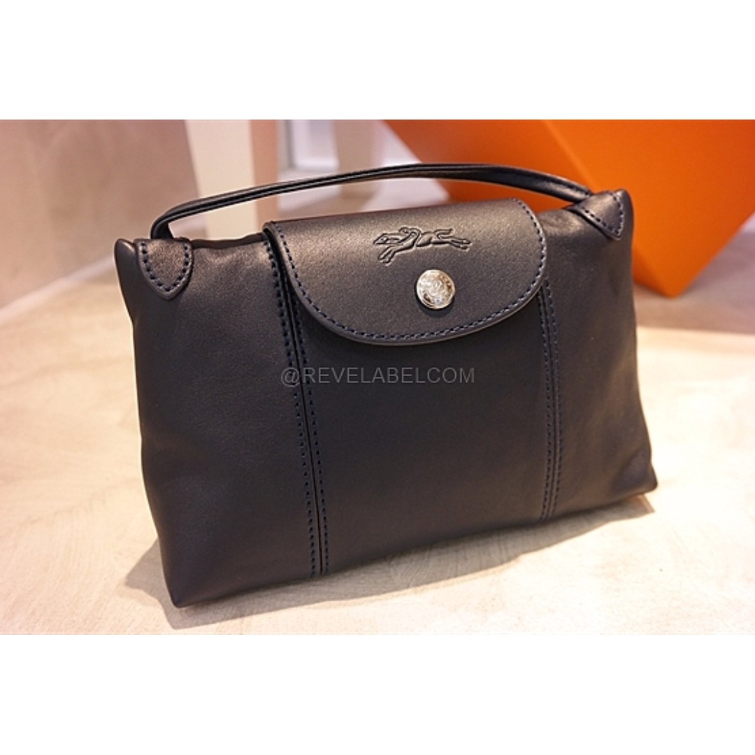 Longchamp Leather Le Pliage Cuir Extra Small Crossbody Bag, Luxury, Bags &  Wallets on Carousell