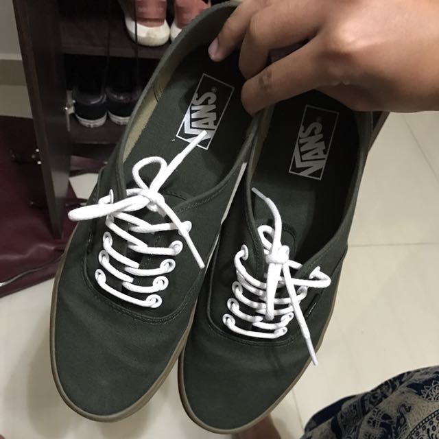 olive green vans with gum sole