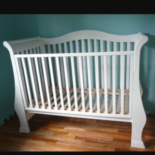 Pali Lily Crib With Mattress Side Rails And Storage Drawer