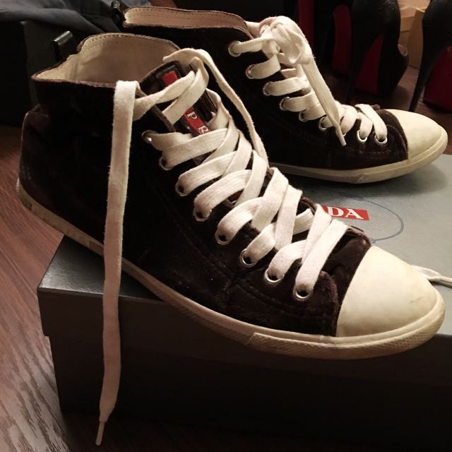 converse prada