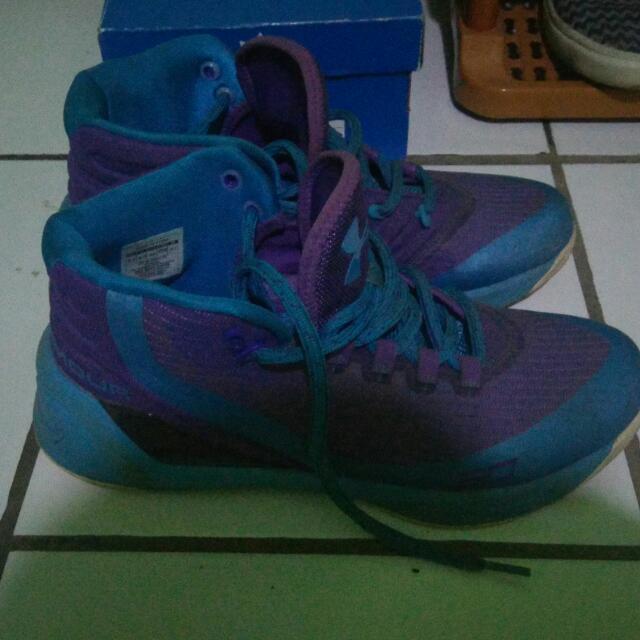 Sepatu Basket Under Armor Curry 3 Father To Som Fesyen Pria Sepatu Di Carousell
