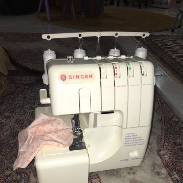 Singer Overlock Sewing Machine, Hobbies & Toys, Stationery & Craft