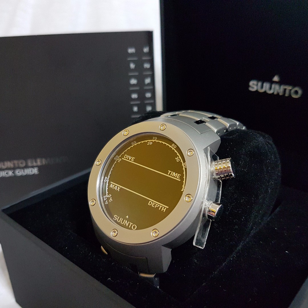 Suunto elementum deals aqua steel