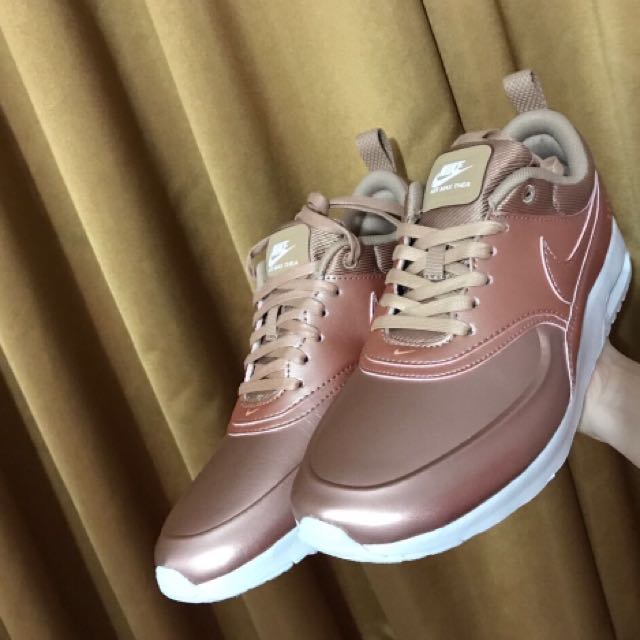 rose gold airmax
