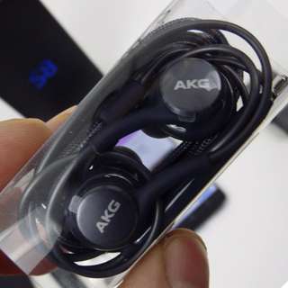 samsung AKG