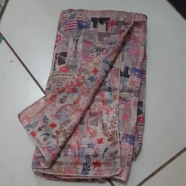 Bawal Blossom Box Store Dari Aidijuma Women S Fashion Clothes Tops On Carousell