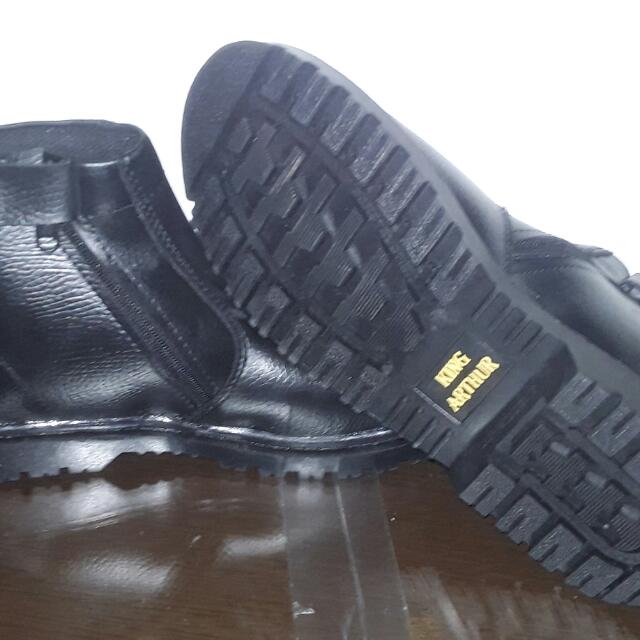 king arthur safety shoes