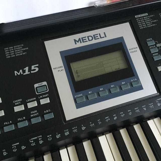 Medeli M15 Keyboard, Hobbies & Toys, Music & Media, Musical Instruments ...