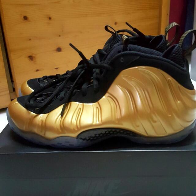 mens gold foamposite
