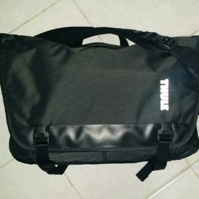 thule covert messenger