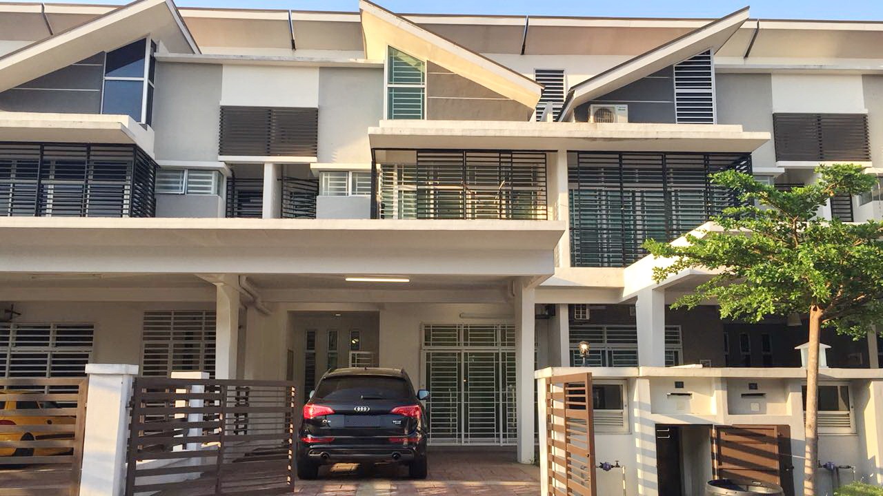 Wtr Terrace 2 Storey Seksyen 8 Near Bank Islam Bangi Property