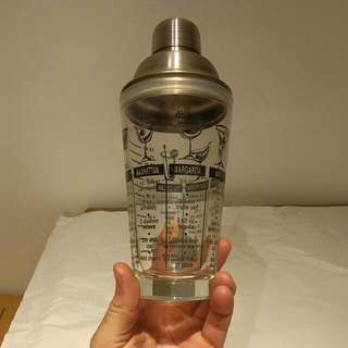 Multi International Cocktail Shaker