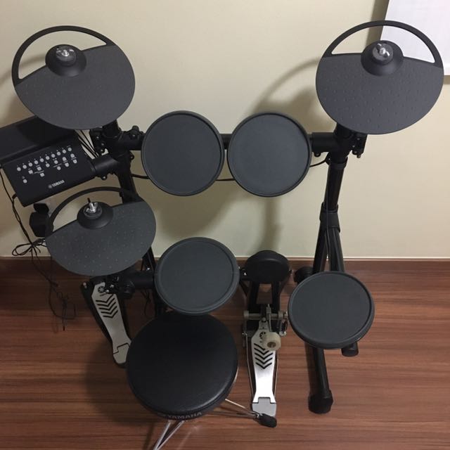 Yamaha DTX450K Electronic Drum Kit, Hobbies & Toys, Music & Media