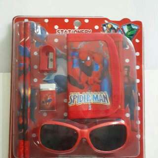 SPIDERMAN & HELLO KITTY
Stationery & Sunshade Set
Great For Birthday Party Goodie Bags
Suitable For Personal Use