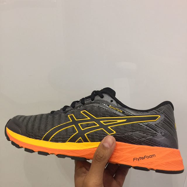 asics DynaFlyte oreo asics DynaFlyte oreo