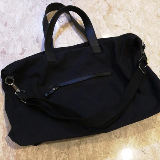 Cos duffle bag outlet