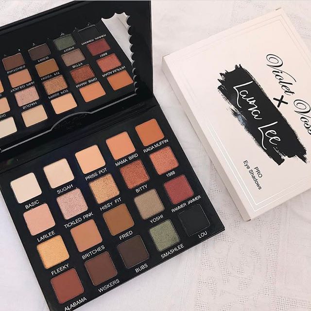Instock Laura Lee X Violet Voss Eyeshadow Palette Health