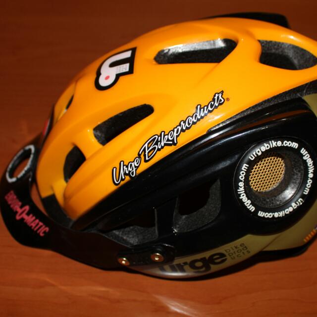 urge bike helmet