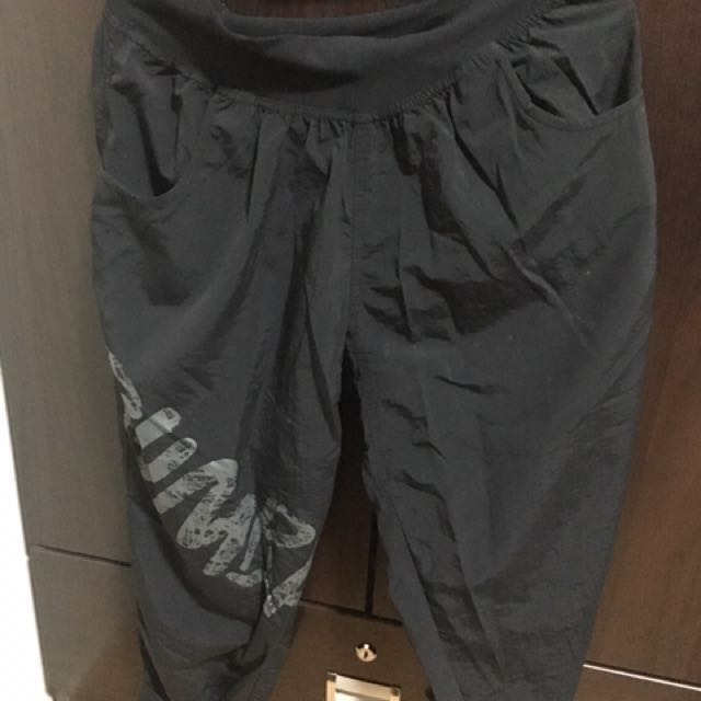 zumba cargo capri pants