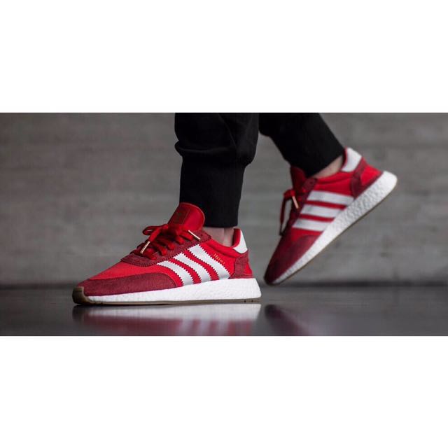 Adidas iniki runner boost red 2025
