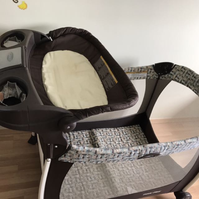 graco silhouette pack n play