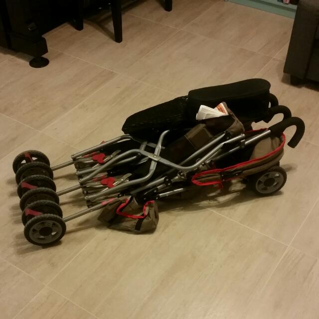 Jeep twin discount umbrella stroller