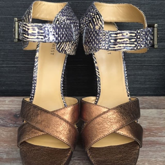 nine west bronze heels