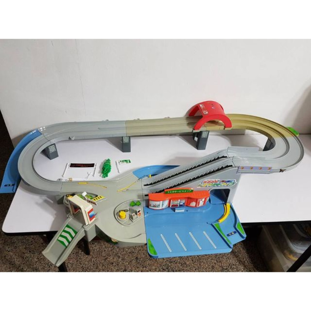 Tomica highway deals pursuit