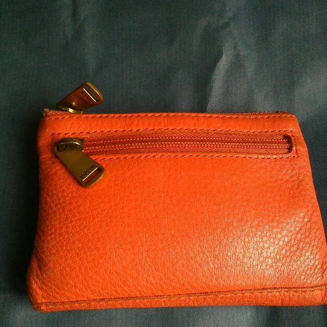 Beg duit fossil shop