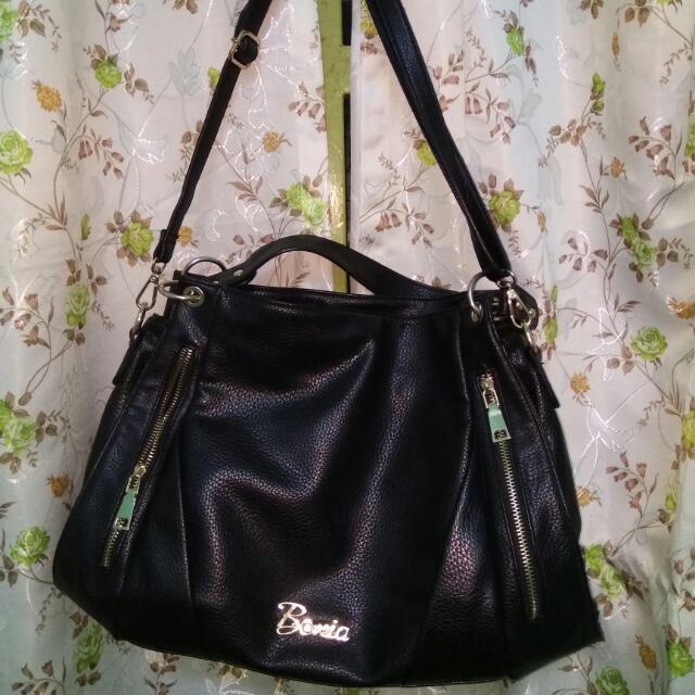 Original] Bonia Handbag, Women's Fashion, Bags & Wallets, Purses & Pouches  on Carousell