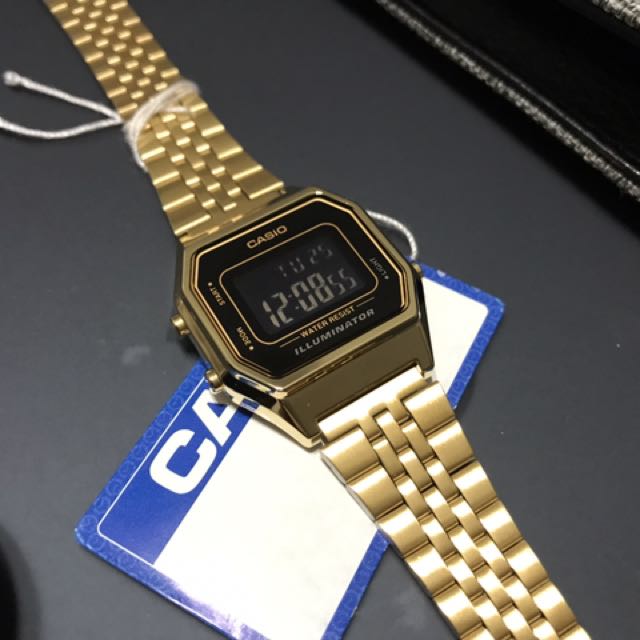 casio retro gold black